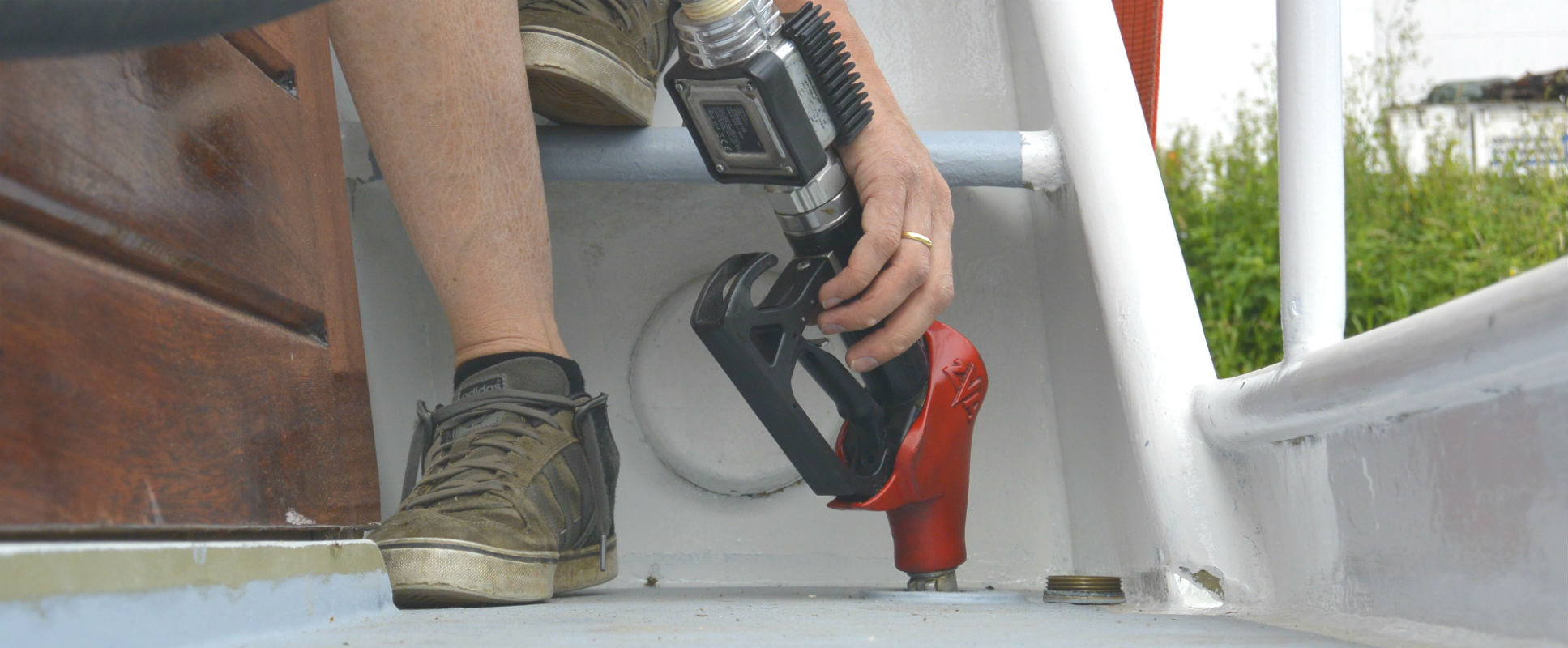 WatersportCentrum-Arnhem-Diesel-tanken
